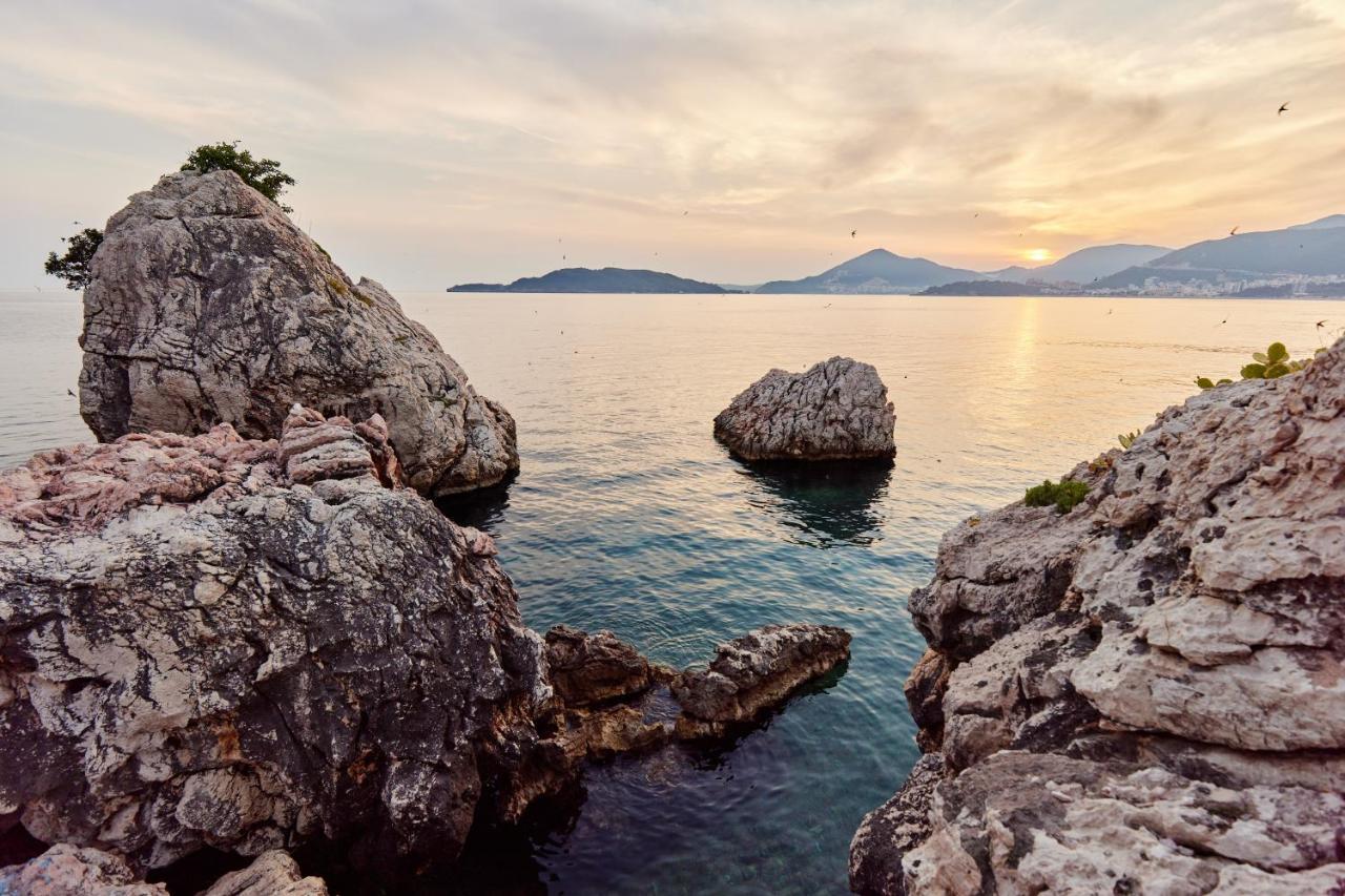 Blanche Cliff Apartments Sveti Stefan Dış mekan fotoğraf